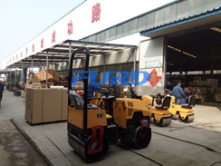 今日福瑞得微動態(tài)--福瑞得機械小型壓路機發(fā)往北京、福建等地
