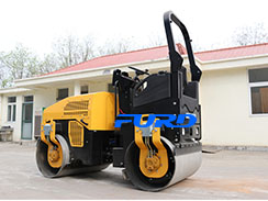 如何根據(jù)施工環(huán)境選擇合適的小型壓路機(jī)？